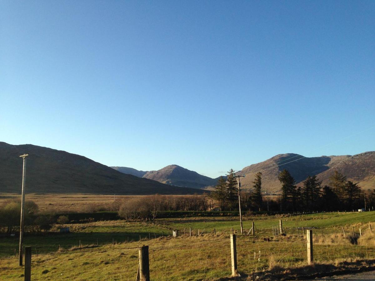 Railway View - Connemara Bed and Breakfast Recess Eksteriør billede