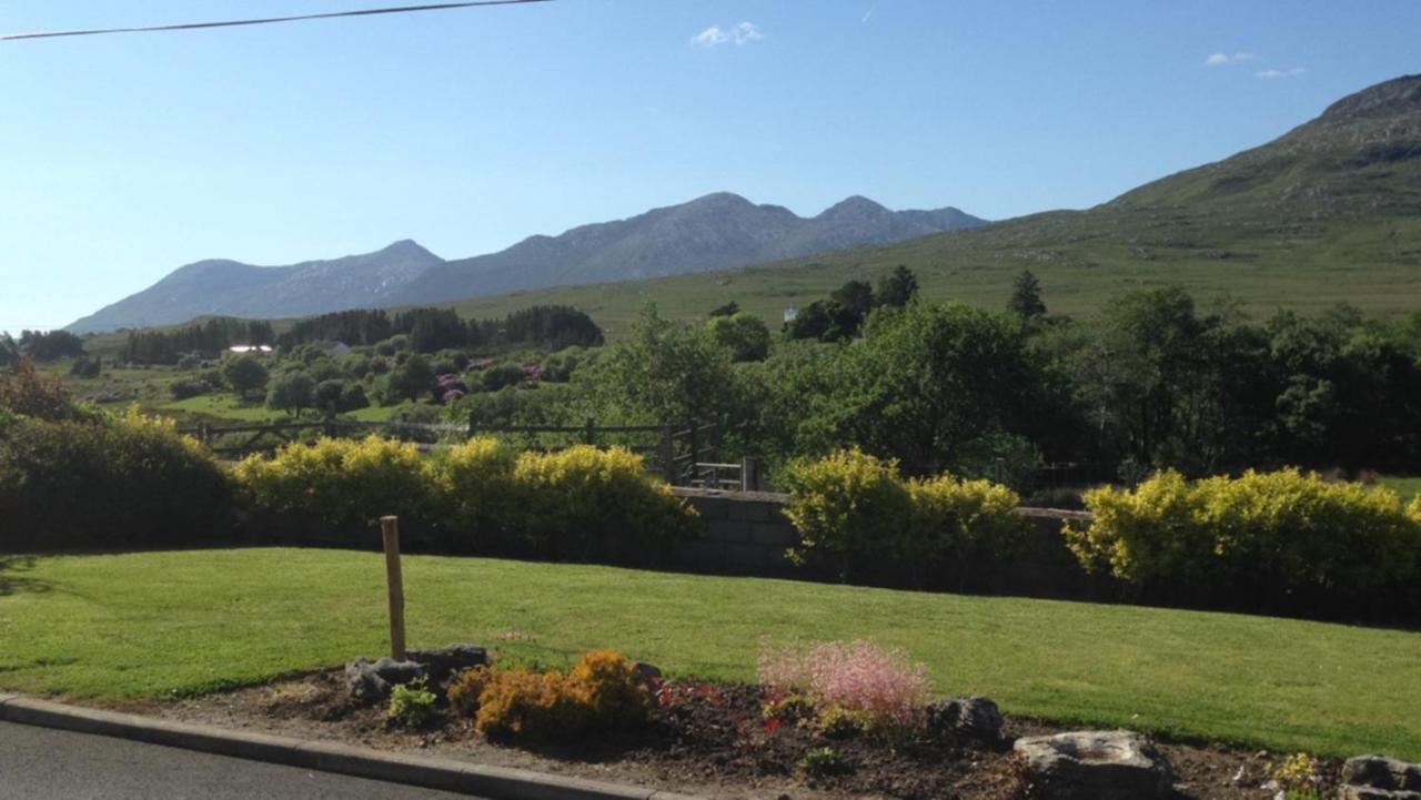 Railway View - Connemara Bed and Breakfast Recess Eksteriør billede