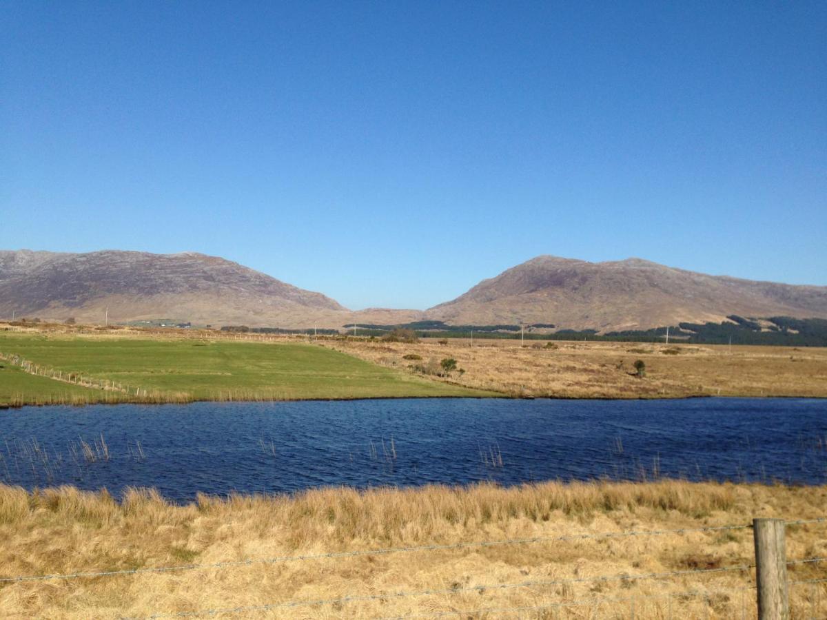 Railway View - Connemara Bed and Breakfast Recess Eksteriør billede